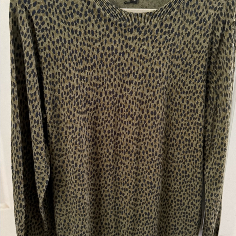 Banana Republic lightweight Animal Print Sweater